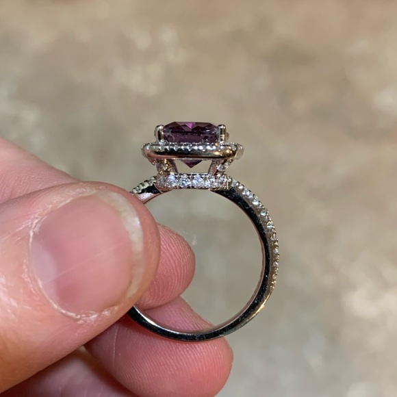 BRAND NEW WHITE SAPPHIRE AND PURPLE AMETHYST STERLING SILVER SIZE 8 RING - Picture 5 of 6